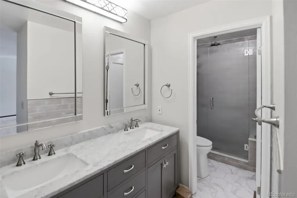 8176 S Newport Way Centennial CO 80112
