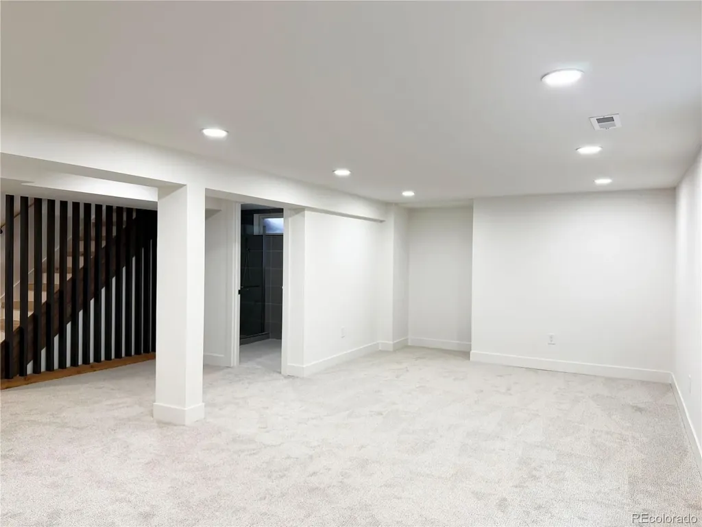 2448 S Holland Court Denver CO 80227