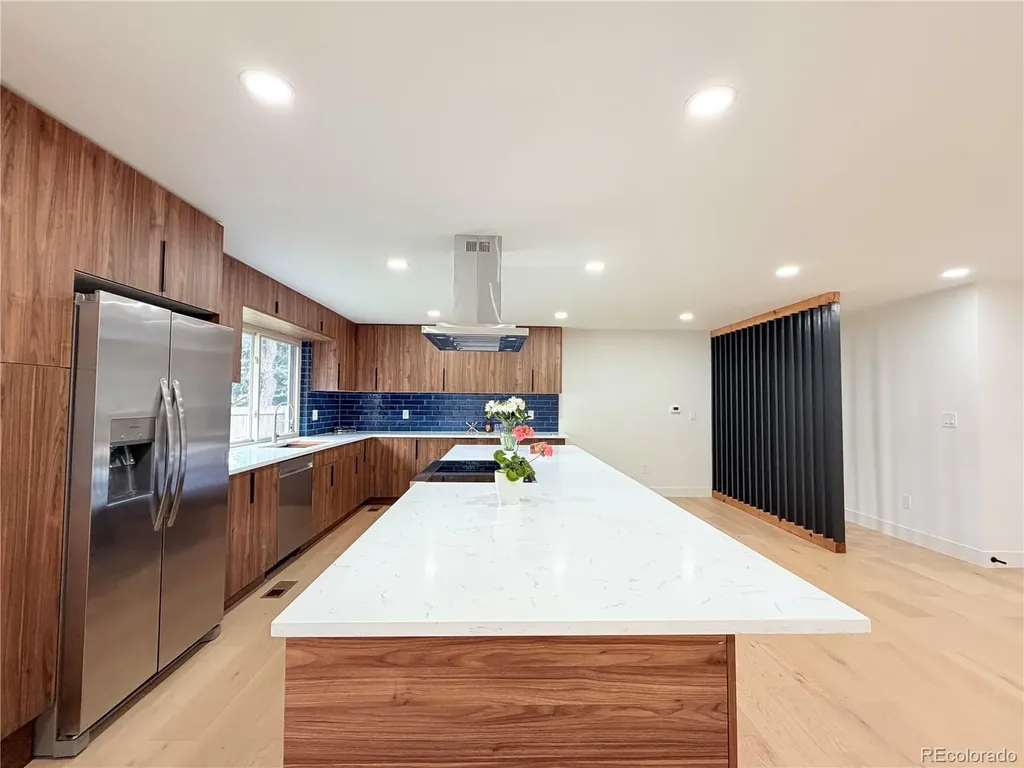 2448 S Holland Court Denver CO 80227