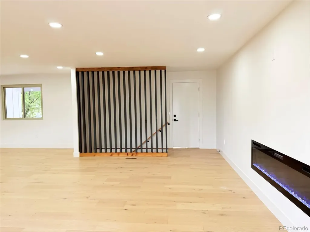 2448 S Holland Court Denver CO 80227