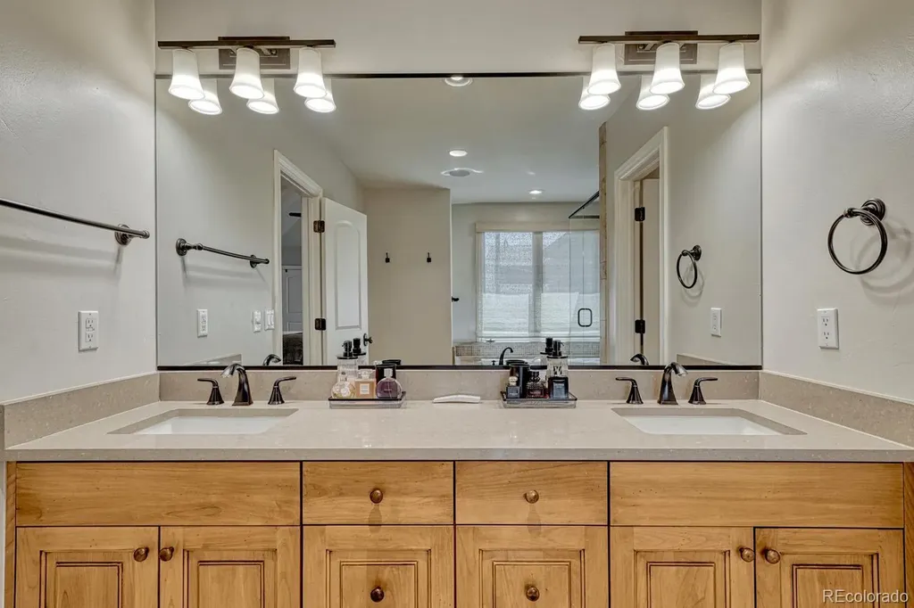 117 Jackson Street Denver CO 80206
