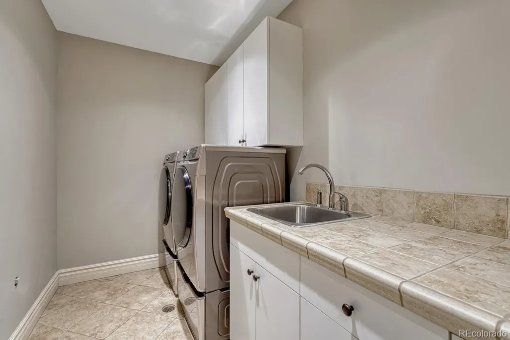 117 Jackson Street Denver CO 80206