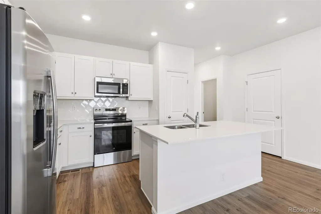 24246 E 53rd Drive Aurora CO 80019