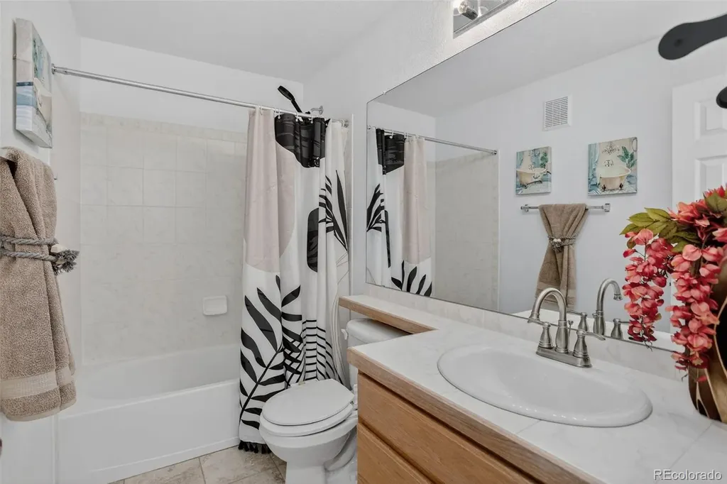 20426 E Orchard Place Centennial CO 80016