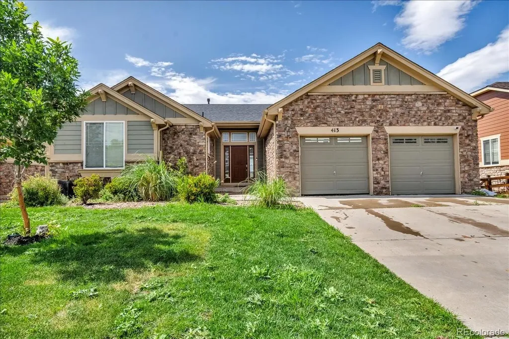 Aurora CO, 413 N De Gaulle Court