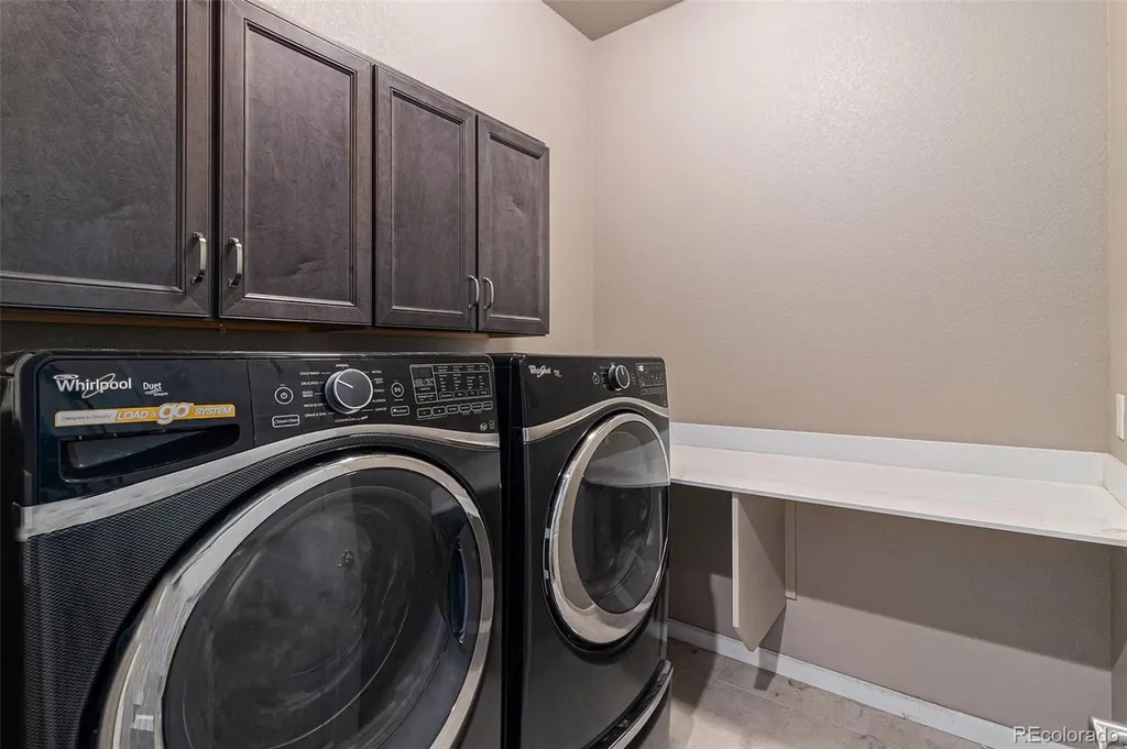 768 Sandpoint Drive Longmont CO 80504