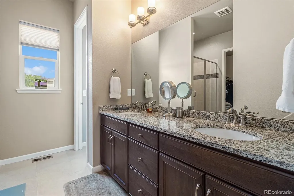 768 Sandpoint Drive Longmont CO 80504