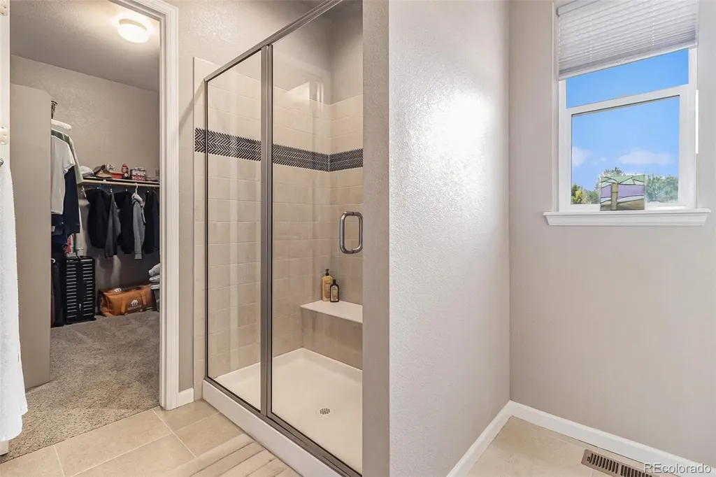 768 Sandpoint Drive Longmont CO 80504