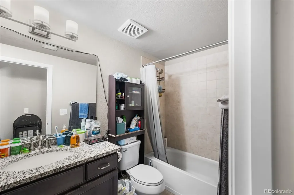 768 Sandpoint Drive Longmont CO 80504