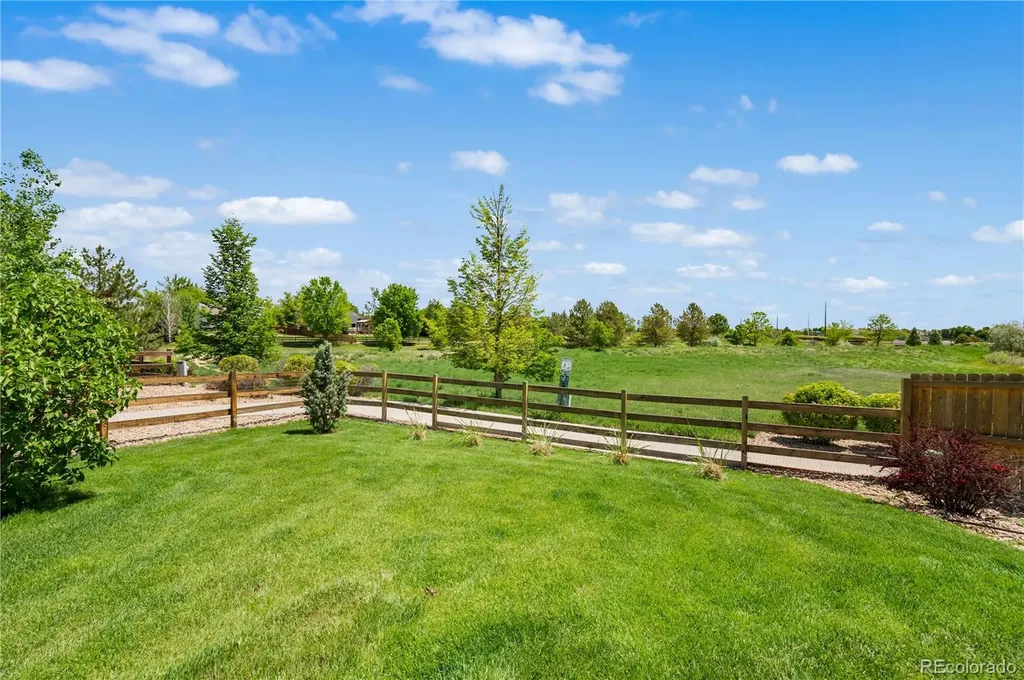 768 Sandpoint Drive Longmont CO 80504