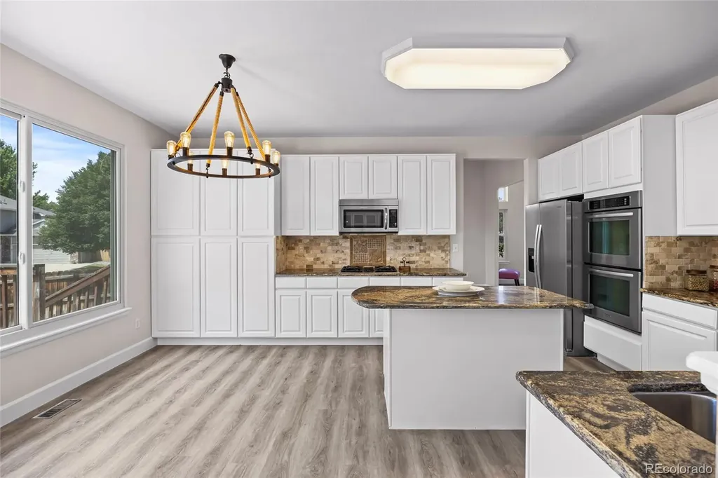 5807 S Espana Street Aurora CO 80015