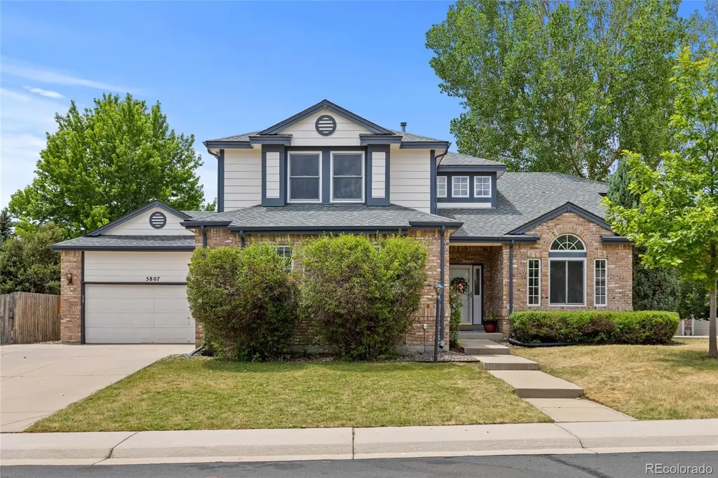 5807 S Espana Street Aurora CO 80015