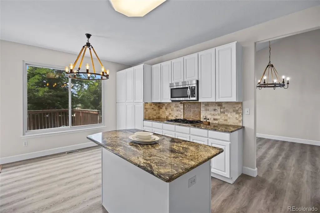 5807 S Espana Street Aurora CO 80015