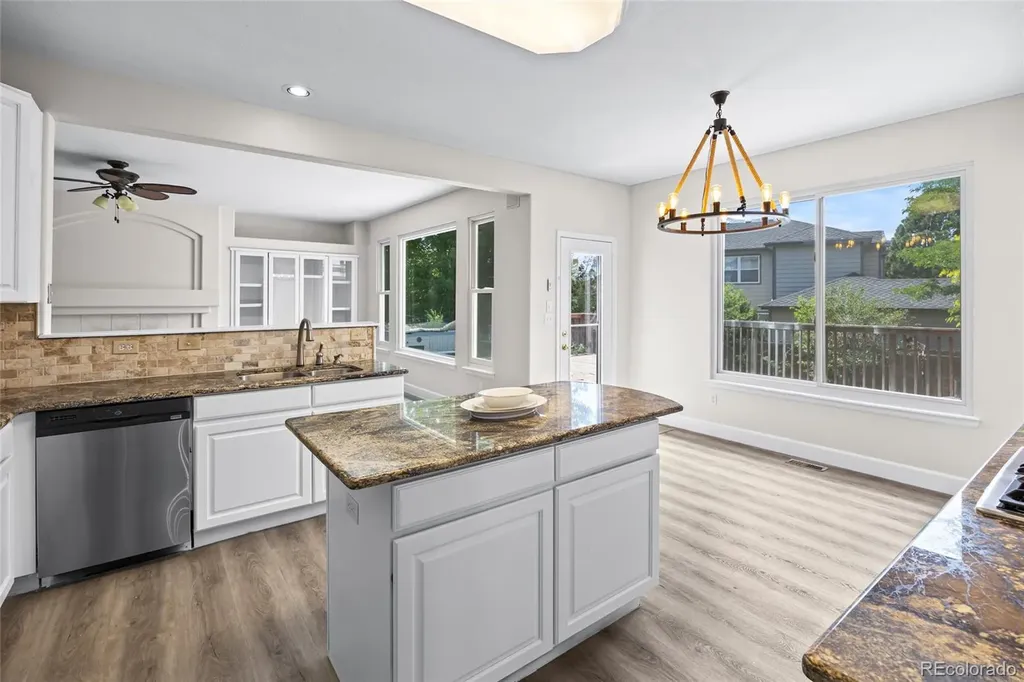 5807 S Espana Street Aurora CO 80015