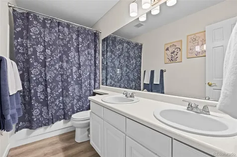5807 S Espana Street Aurora CO 80015