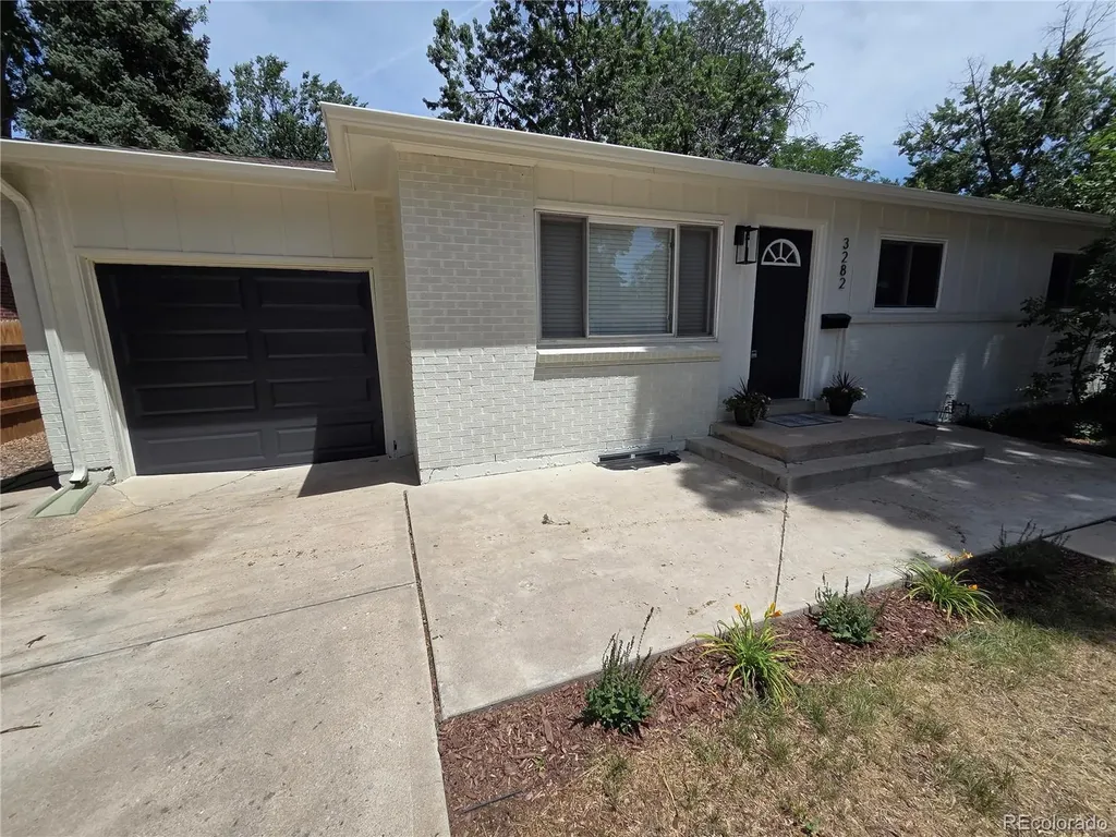 3282 S Vrain Street Denver CO 80236