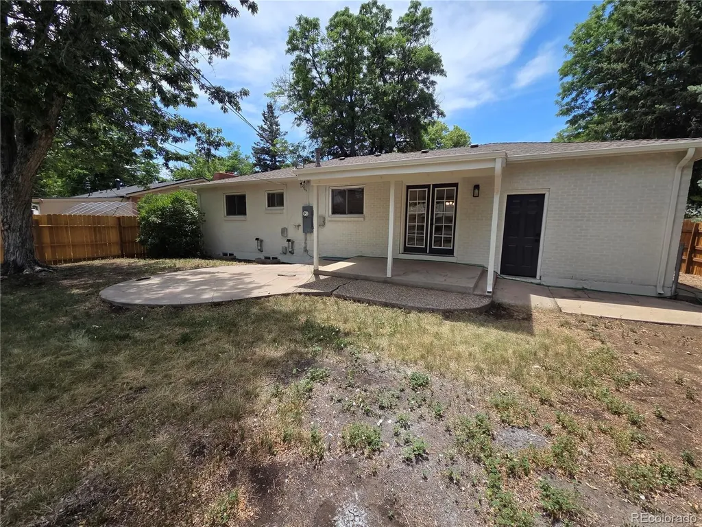 3282 S Vrain Street Denver CO 80236