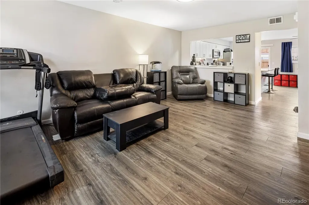 1264 S Crystal Way Aurora CO 80012