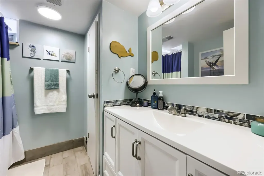 8906 Oakwood Street Westminster CO 80031