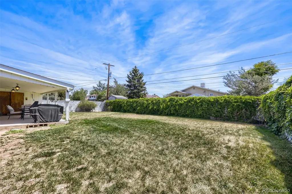 8906 Oakwood Street Westminster CO 80031