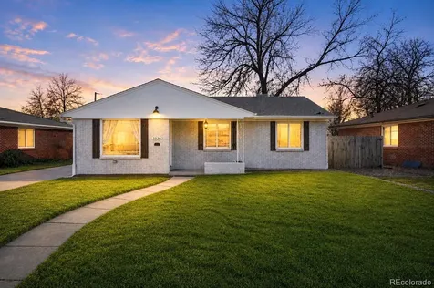 5530 Holland Drive Arvada CO 80002