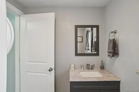 5530 Holland Drive Arvada CO 80002