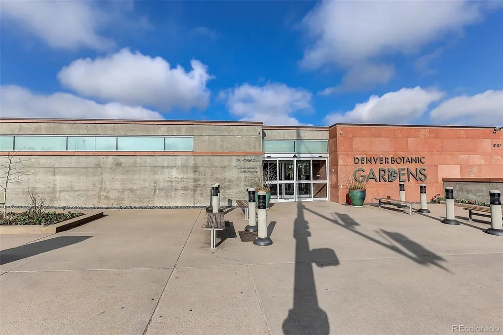 1243 N Gaylord Street Denver CO 80206