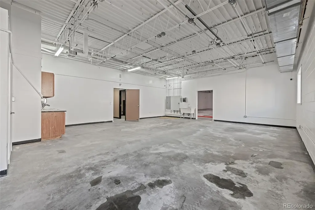 4905 E 41st Avenue Denver CO 80216