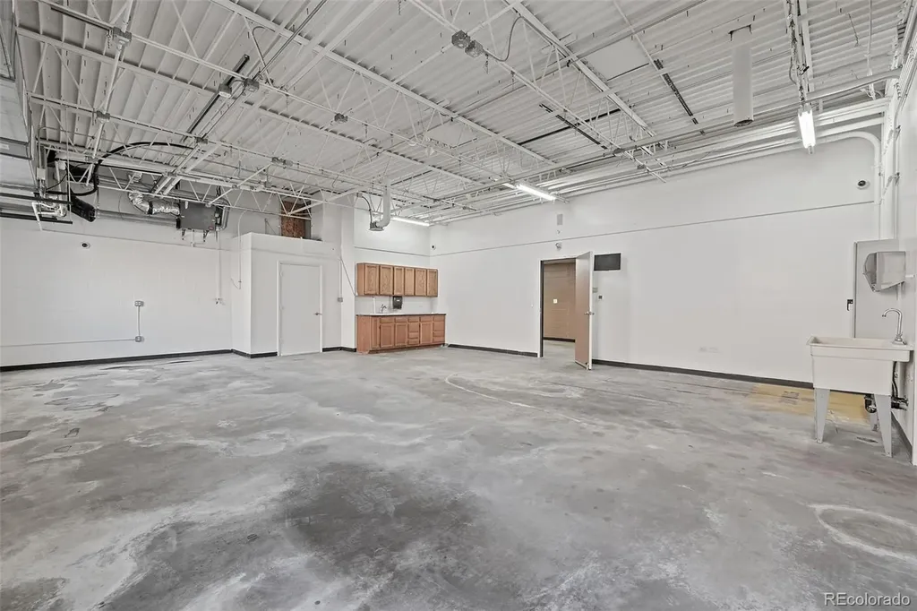 4905 E 41st Avenue Denver CO 80216