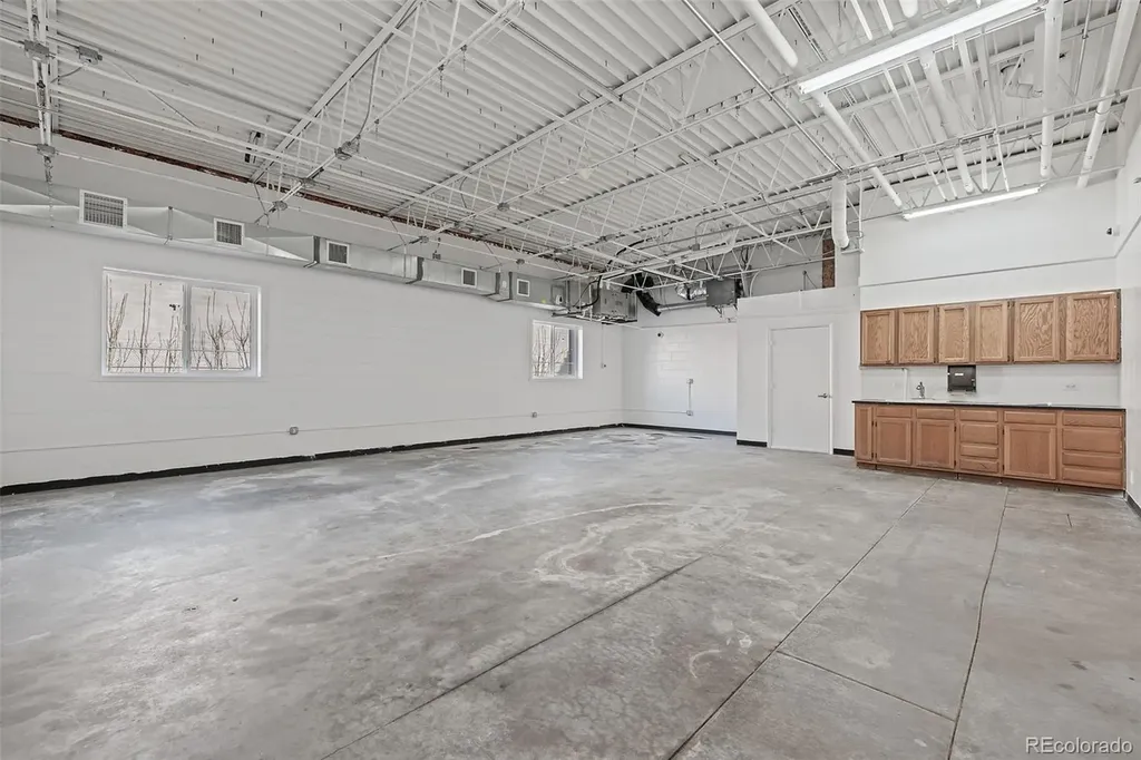 4905 E 41st Avenue Denver CO 80216