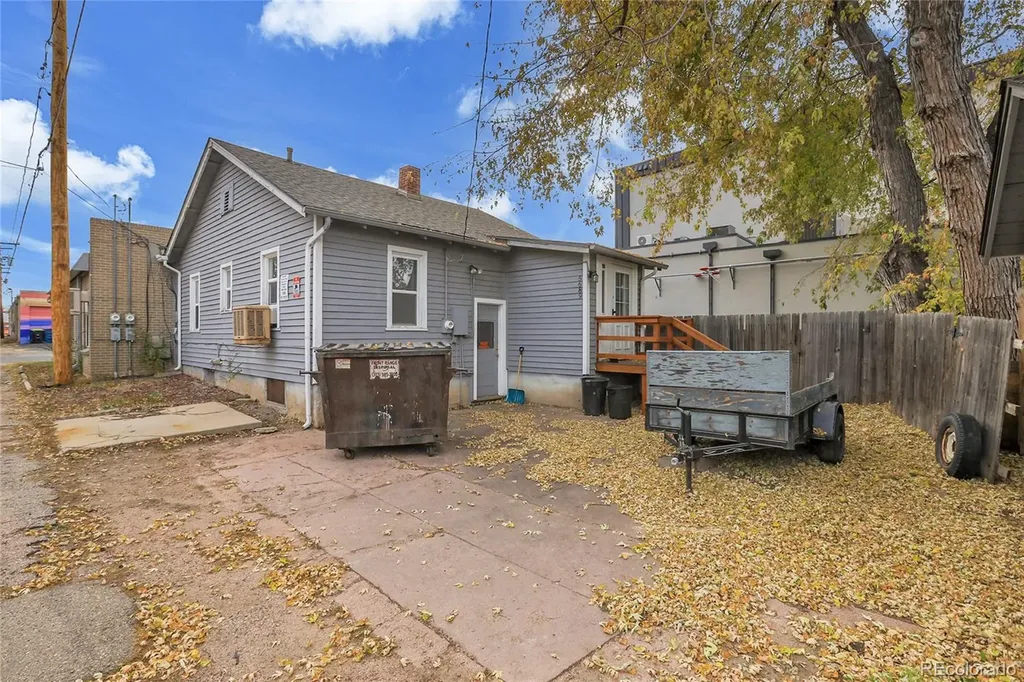 5687 S Foresthill Street Littleton CO 80120