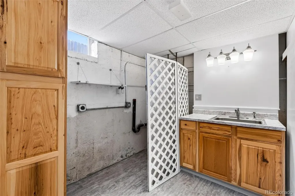 8165 W 17th Avenue Lakewood CO 80214
