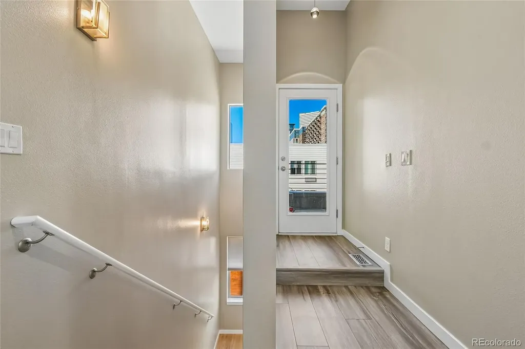 2327 Glenarm Place Denver CO 80205
