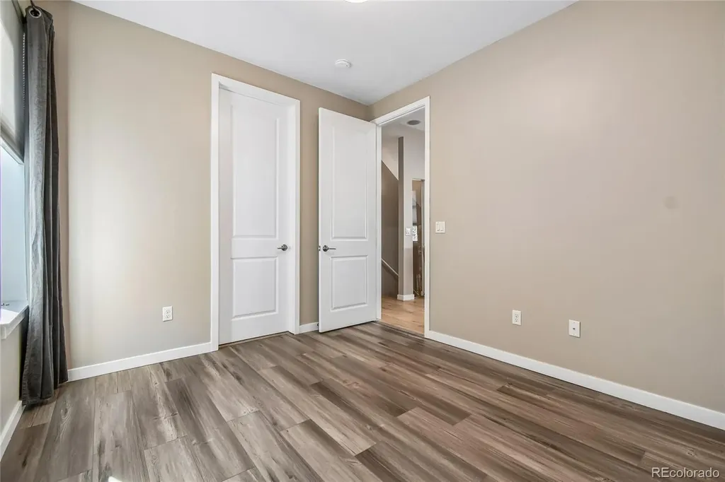 2327 Glenarm Place Denver CO 80205