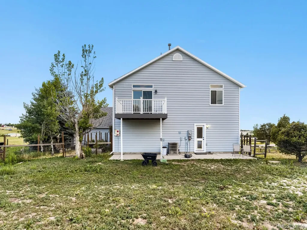 8370 Midsummer Lane Elizabeth CO 80107