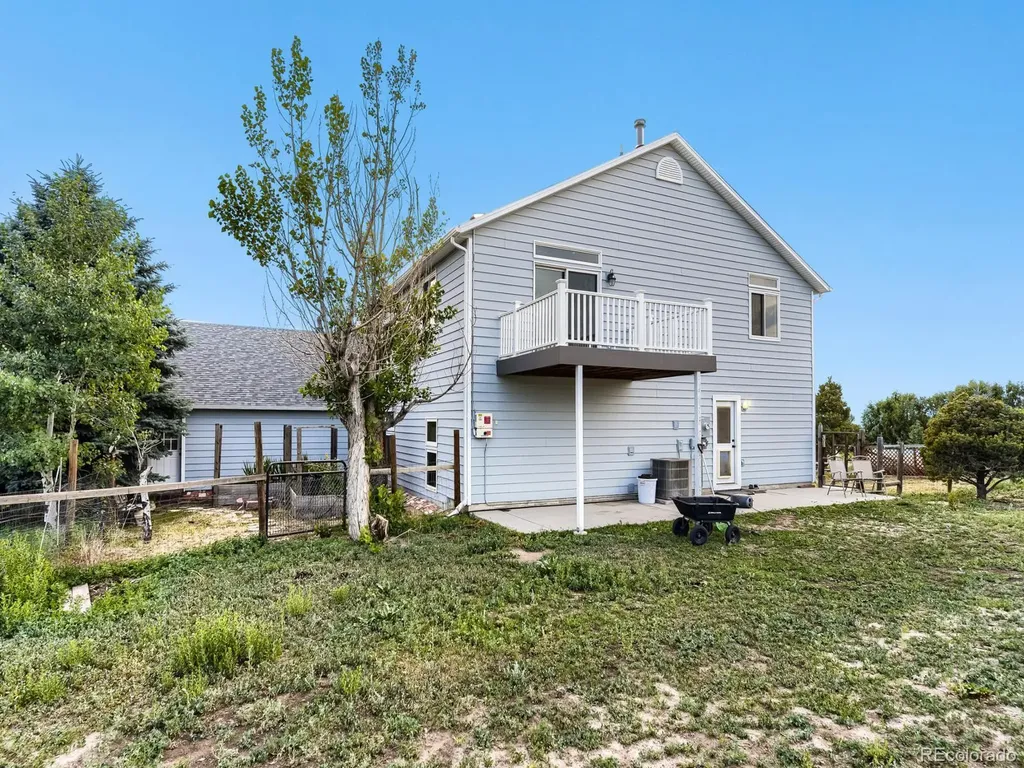 8370 Midsummer Lane Elizabeth CO 80107