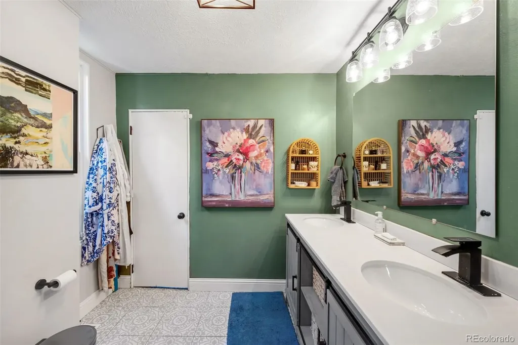 3312 W 38th Avenue Denver CO 80211