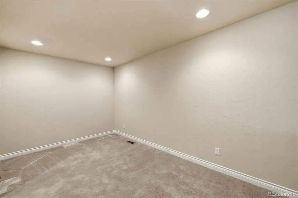 4417 Echo Court Larkspur CO 80118