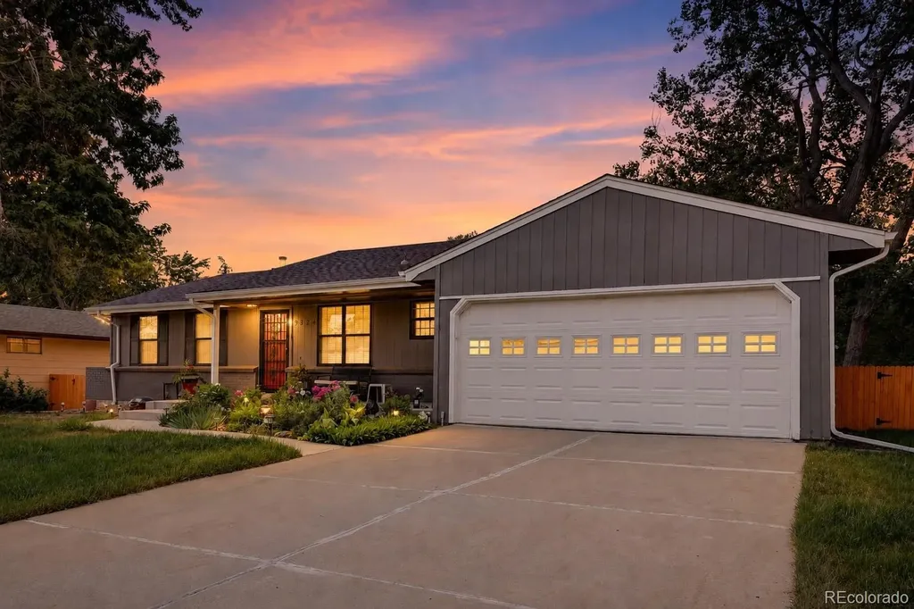 9324 W Colorado Avenue Lakewood CO 80232