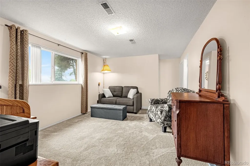 4224 Whittier Drive Colorado Springs CO 80910