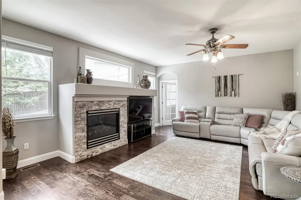 10368 Fairlawn Trail Highlands Ranch CO 80130