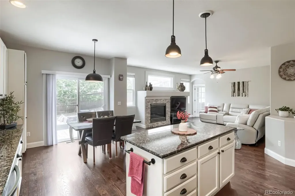 10368 Fairlawn Trail Highlands Ranch CO 80130