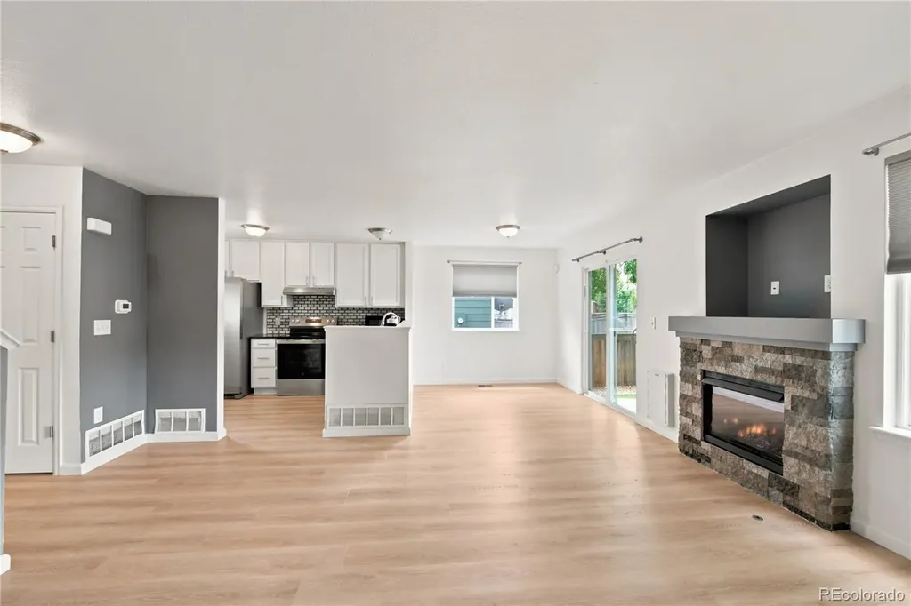 9687 Eagle Creek Parkway Commerce City CO 80022