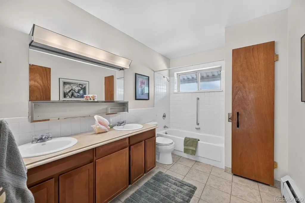 9295 E Center Avenue Denver CO 80247