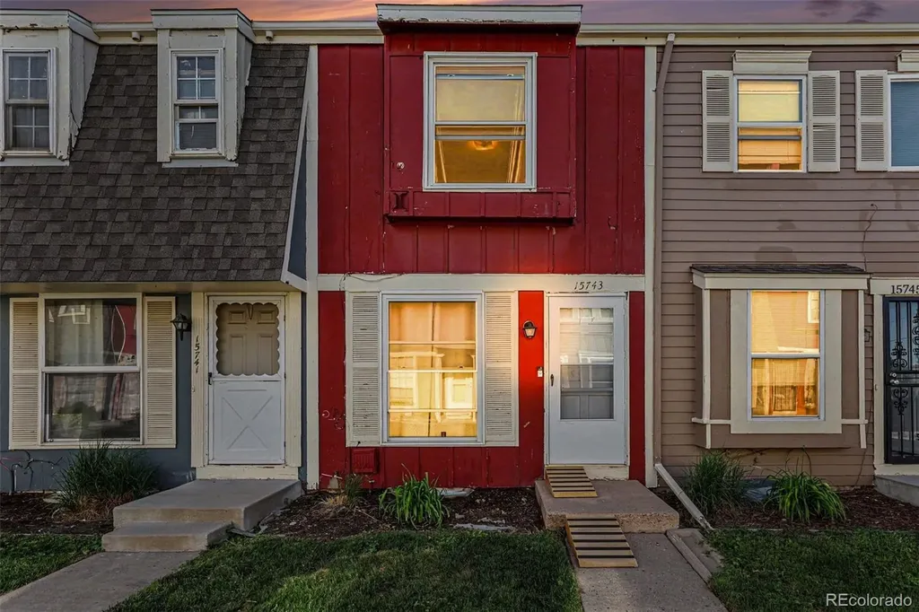 15743 E 13th Place Aurora CO 80011