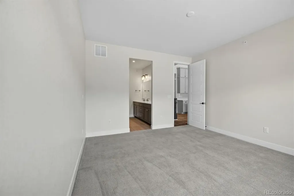 11841 Canyon Avenue Littleton CO 80127