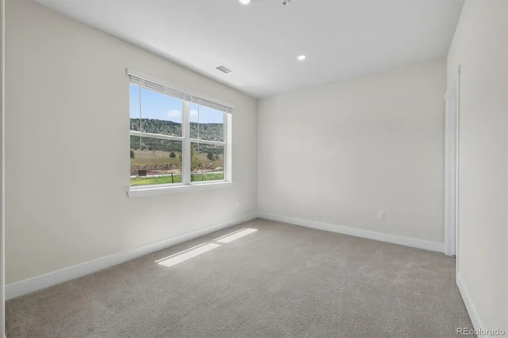 11841 Canyon Avenue Littleton CO 80127