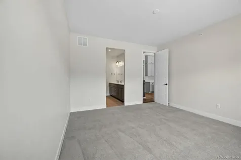 11841 Canyon Avenue Littleton CO 80127
