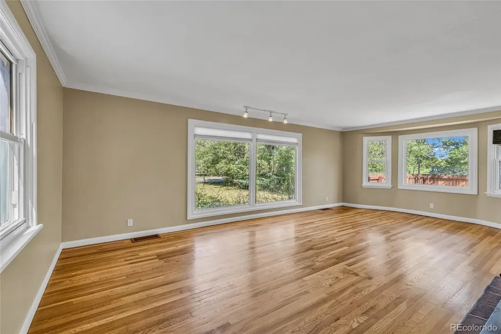 350 Balsam Street Lakewood CO 80226