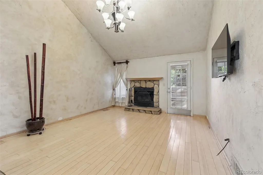 6560 W 84th Circle Arvada CO 80003